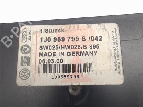 Electronic module SEAT TOLEDO II (1M2)  | BP13328486M83 