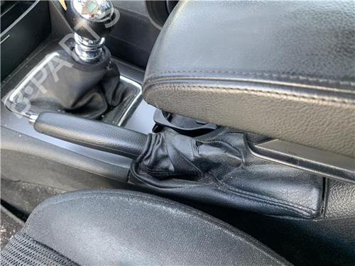 hand-brake-peugeot-407-coupe-6c_-2005-29259805 main image