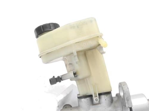 Brake master cylinder SAAB 9-3 (YS3F, E79, D79, D75) 1.9 TiD | BP22633229M77 