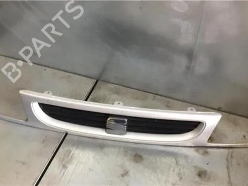 Used Grille SEAT CORDOBA (6K1, 6K2) [1993-2002]  9635197