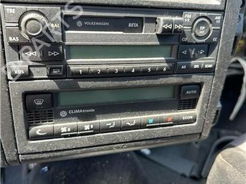 Radio VW GOLF IV (1J1) 1.6 16V (105 hp) 27243227