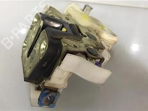 Used Front right lock NISSAN X-TRAIL I (T30) 2.2 DCi (114 hp) 11362891