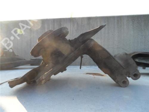 Right front steering knuckle VW TRANSPORTER T5 Bus (7HB, 7HJ, 7EB, 7EJ) 1.9 TDI | BP14338240M26 