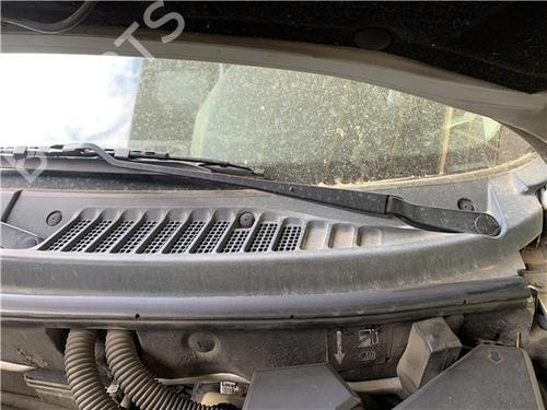Used Front windshield wiper arm Front windshield wiper arm 29260210 29260210
