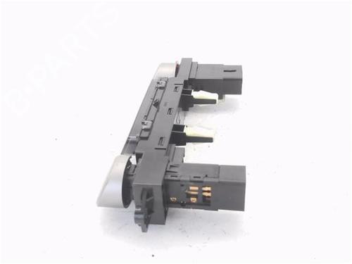 Warning switch HYUNDAI i20 I (PB, PBT) | BP37261094I22 - Image 3