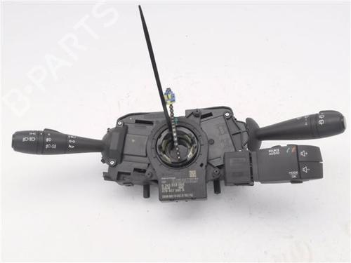 switch-dacia-sandero-ii-2012-34541336 main image