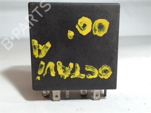 Fuse box SKODA OCTAVIA I (1U2)  | BP13056110E1 