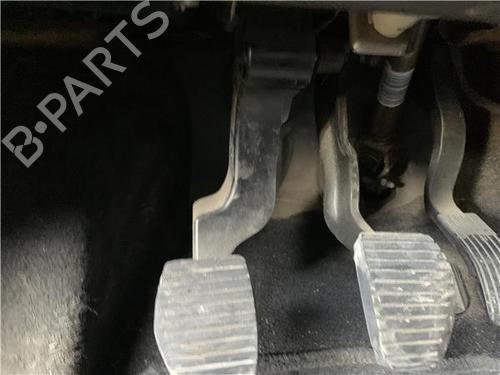 Clutch pedal CITROËN C3 III (SX) 1.2 VTi 82 | BP33288057I13 - Image 4