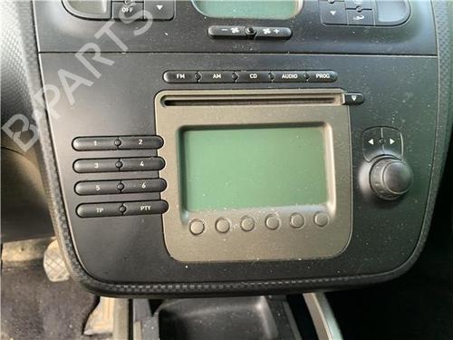 Used Radio Radio SEAT ALTEA (5P1) 2.0 TDI 16V (140 hp) 33222464 33222464