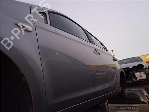 Used Left front door HYUNDAI i20 I (PB, PBT) [2008-2015]  32417944