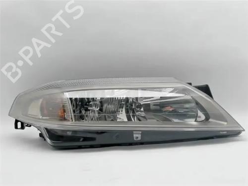 Højre forlygte RENAULT LAGUNA II (BG0/1_) 2.0 16V (BG00, BG0K, BG0P, BG0W) (135 hp) 11342574