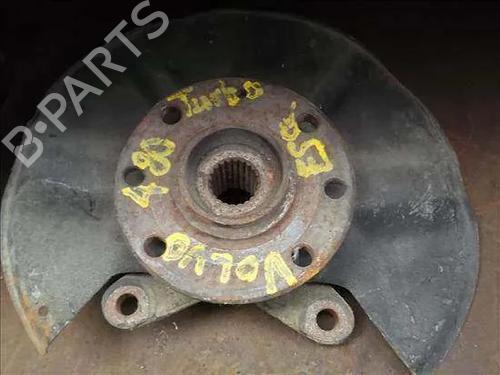 Used Left front steering knuckle VOLVO 480 (482) [1986-1996]  14334891