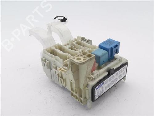 Fuse box TOYOTA YARIS (_P9_) | BP25007261E1