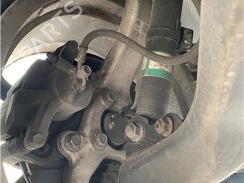 Left front steering knuckle LEXUS IS II (_E2_) 220d (ALE20) | BP32417265M25