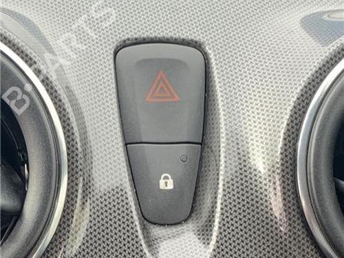 warning-switch-dacia-sandero-ii-2012-29251156 main image