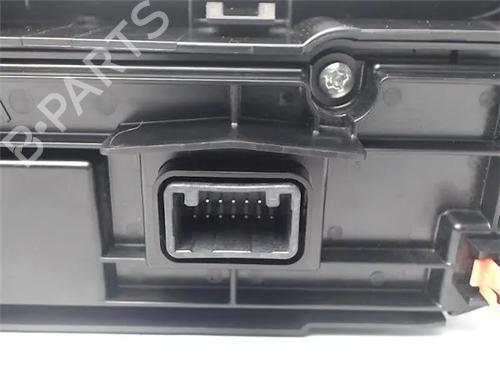 Climate control TOYOTA COROLLA Hatchback (_E21_, _EA1_, _EH1_) 1.8 Hybrid (ZWE211) | BP12579777I5 