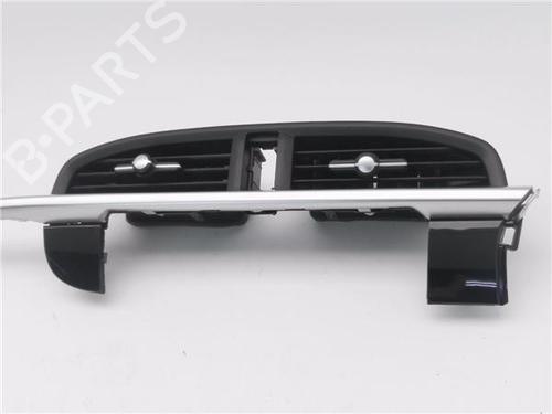 Used Air vent Air vent KIA PICANTO III (JA) 1.0 T-GDi (100 hp) 35953844 35953844