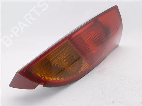 Høyre baklys FORD FOCUS I (DAW, DBW) [1998-2009]  28095866