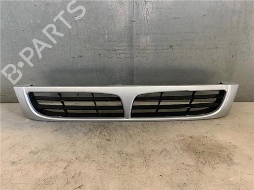 Used Grille TOYOTA CARINA E VI (_T19_) 2.0 i (ST191) (126 hp) 29755041