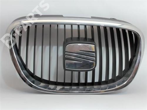 front-grille-seat-altea-xl-5p5-5p8-19-tdi-5p0853654-2006-2007-2008-2009-2010-2011-2012-2013-2014-2015-10492982 main image