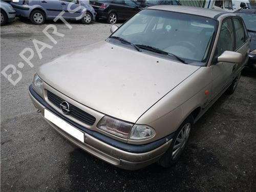 Cockpit OPEL ASTRA F Hatchback (T92) 1.6 i 16V (F08, M08, F68, M68) | BP13306525C47 