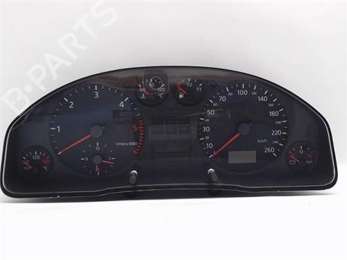 Used Instrument cluster AUDI A6 C5 (4B2) 2.5 TDI (150 hp) 10077553