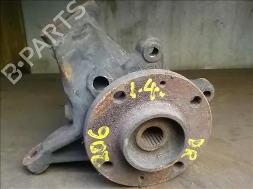 Used Right front steering knuckle PEUGEOT 206 Hatchback (2A/C) [1998-2012]  14334469