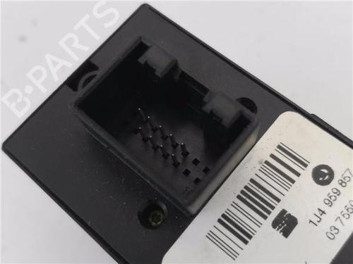 Left front window switch VW GOLF IV (1J1)  | BP28098079I27 