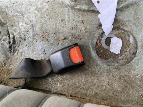 Used Seat buckle PEUGEOT 604 (561A_) 2.3 TD (80 hp) 32450723
