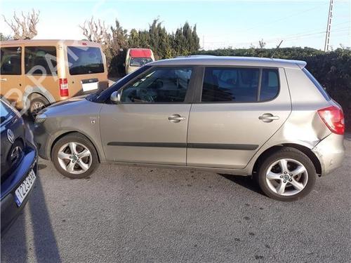 left-front-door-skoda-fabia-ii-542-2006-2007-2008-2009-2010-2011-2012-2013-2014-27175901 main image