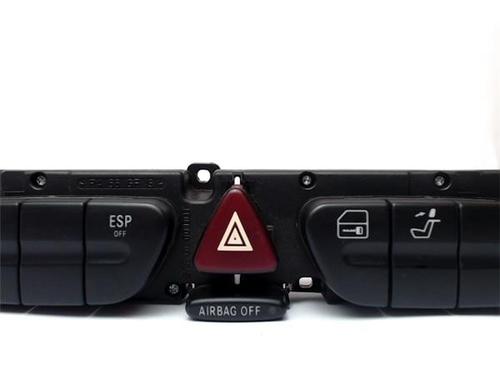 Warning switch MERCEDES-BENZ C-CLASS (W203)  | BP14343820I22 