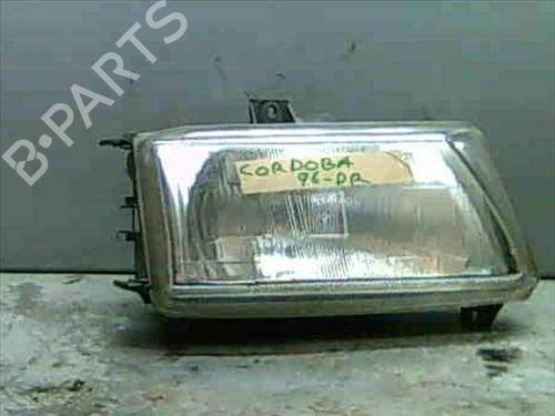 Used Right headlight SEAT CORDOBA (6K1, 6K2) 1.9 TD (75 hp) 12148263