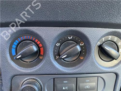 Climate control FORD TRANSIT CONNECT (P65_, P70_, P80_) 1.8 TDCi | BP32450671I5 