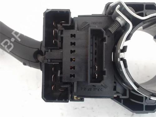 Switch SEAT LEON (1M1) 1.6 16 V | BP13533134I30