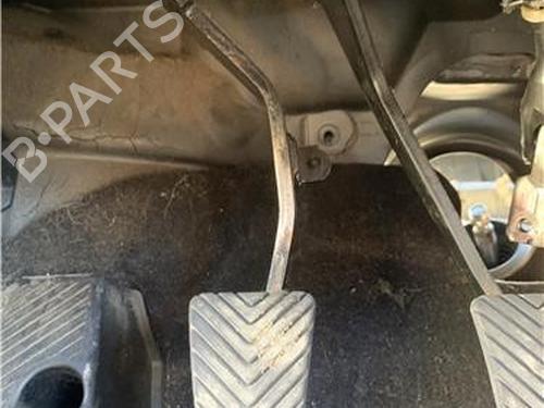 clutch-pedal-mitsubishi-outlander-ii-cw_w-2005-2006-2007-2008-2009-2010-2011-2012-32417816 main image