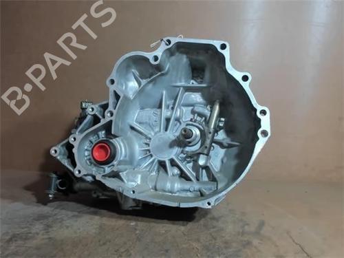 Used Gearbox NISSAN PRIMERA (P11) 2.0 TD (90 hp) 19094938