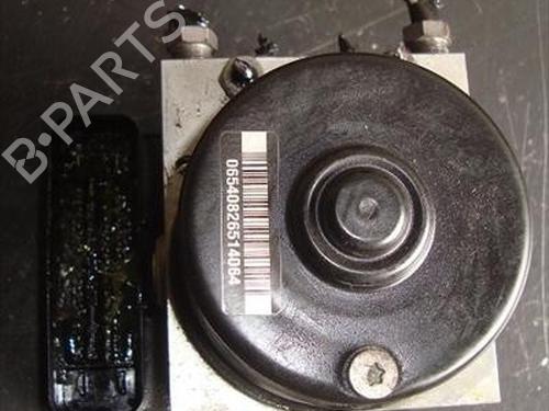 Used ABS pump PEUGEOT 1007 (KM_) 1.4 HDi (68 hp) 12135640