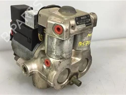Used ABS pump MERCEDES-BENZ C-CLASS (W202) C 280 (202.028) (193 hp) 9683853