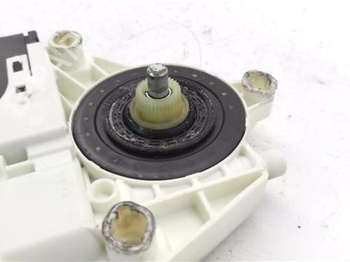 Right front window motor VW GOLF V (1K1) 2.0 GTI | BP40150714E20  - Image 9