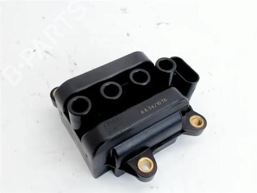 Used Ignition coil RENAULT TWINGO II (CN0_) 1.2 (CN0D) (58 hp) 10735859