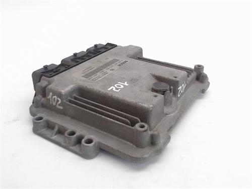 Used Electronic module RENAULT SCÉNIC II (JM0/1_) [2003-2010]  13050696