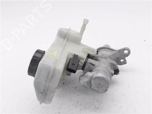 Brake master cylinder SEAT ATECA (KH7, KHP) 1.5 TSI | BP37261191M77 - Image 5