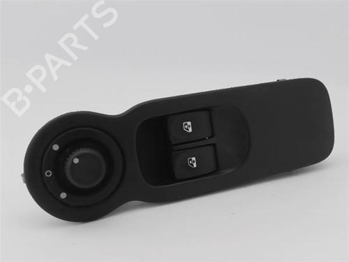 Fensterheberschalter links vorne für RENAULT MODUS / GRAND MODUS (F/JP0_) [2004-2025]  24035717