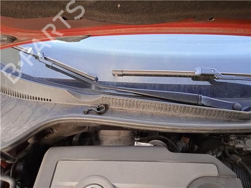 Front windshield wiper arm VW GOLF VI (5K1)  | BP32417352C143 