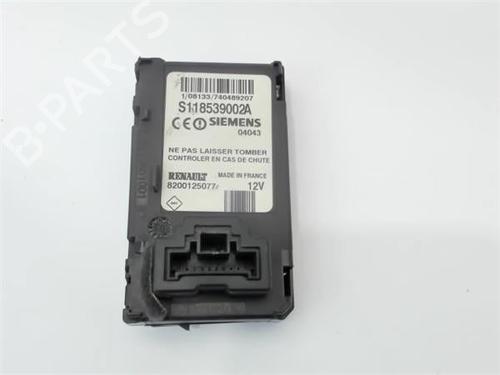 Used Other RENAULT MEGANE II (BM0/1_, CM0/1_) [2001-2012]  14345900