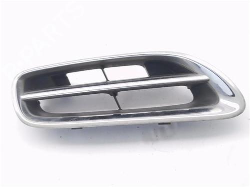 Used Grille NISSAN MICRA II (K11) [1992-2007]  31990702