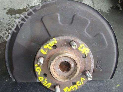 Mangueta delantera derecha VOLVO V40 Estate (645) [1995-2004]  14335688