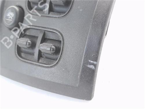 Left front window switch JEEP CHEROKEE (KJ) 2.8 CRD | BP31722197I27