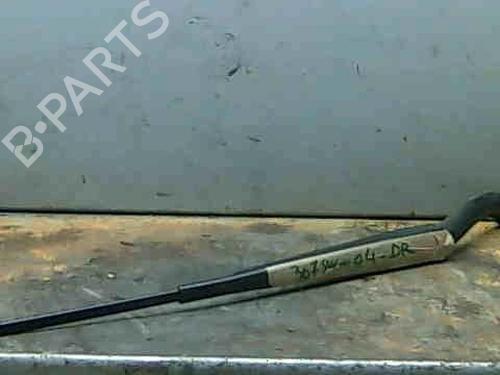 Used Front windshield wiper arm PEUGEOT 307 SW (3H) 2.0 HDI 90 (90 hp) 14333922