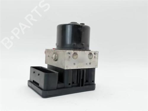 Used ABS pump AUDI A3 (8P1) 2.0 TDI 16V (140 hp) 15898308